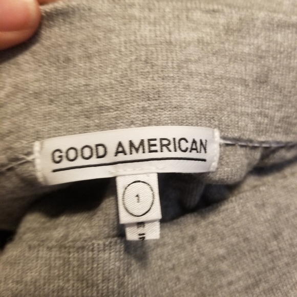 Good American Off-the-Shoulder Sweater - Picture 6 of 7